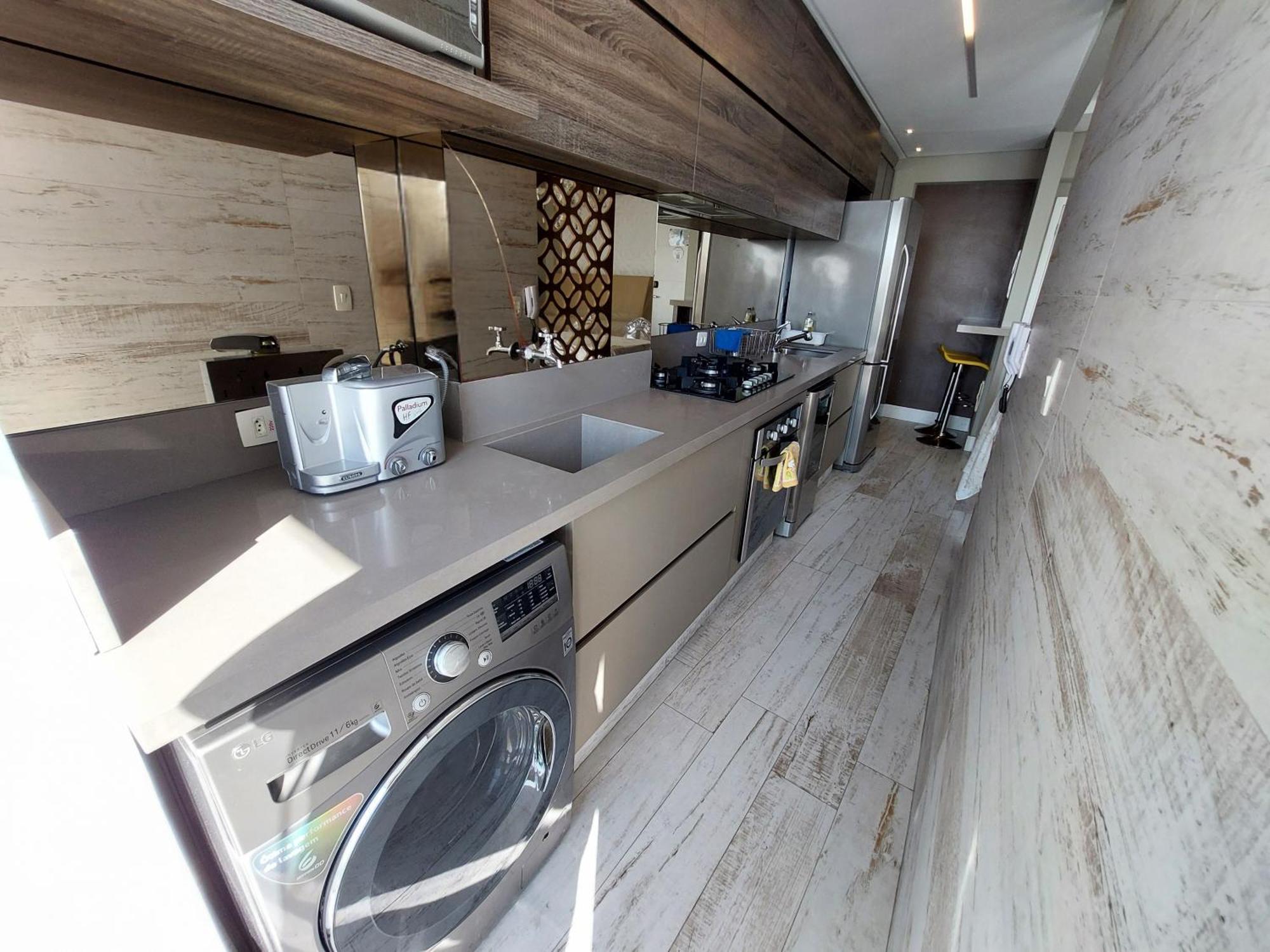 Apartamento Book - Unlimited 3202 - 2 Quartos Alto Padrao Vista Mar *